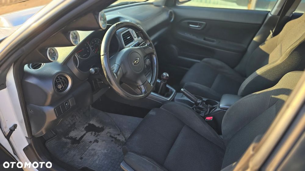 Subaru Impreza SW 2.0 WRX 4x4 - 9