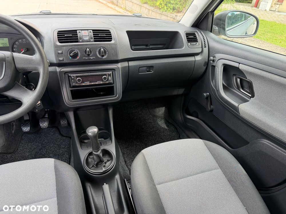 Skoda Fabia 1.2 TSI Ambiente - 9