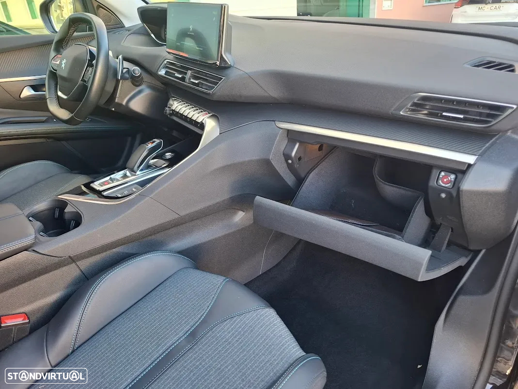 Peugeot 3008 1.6 Hybrid Allure Pack e-EAT8 - 41