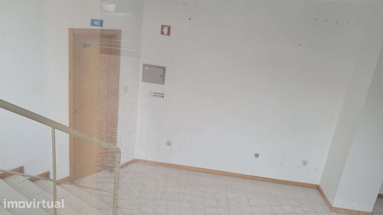 Loja para arrendar em São João da Madeira - Grande imagem: 5/9