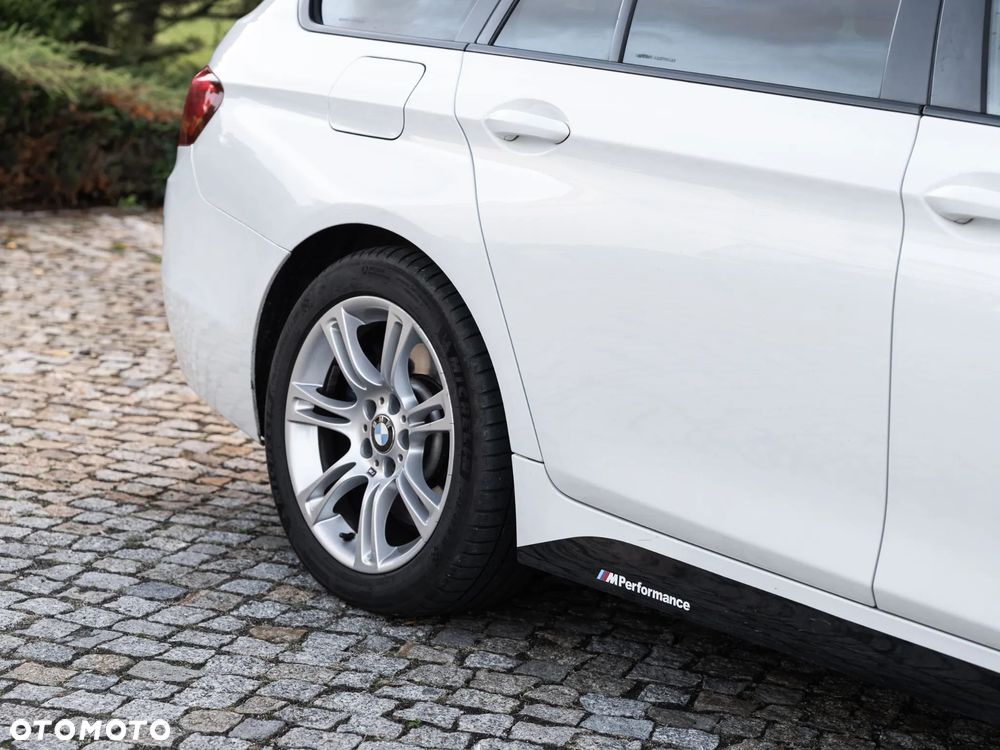 BMW Seria 5 - 10