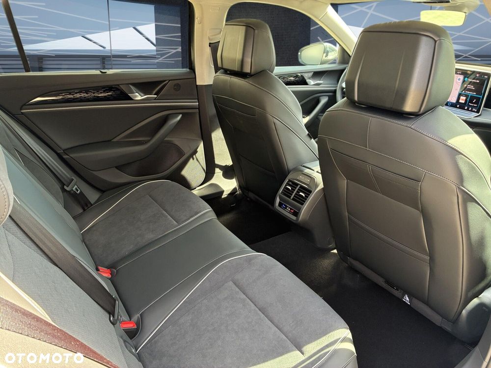Volkswagen Passat - 29