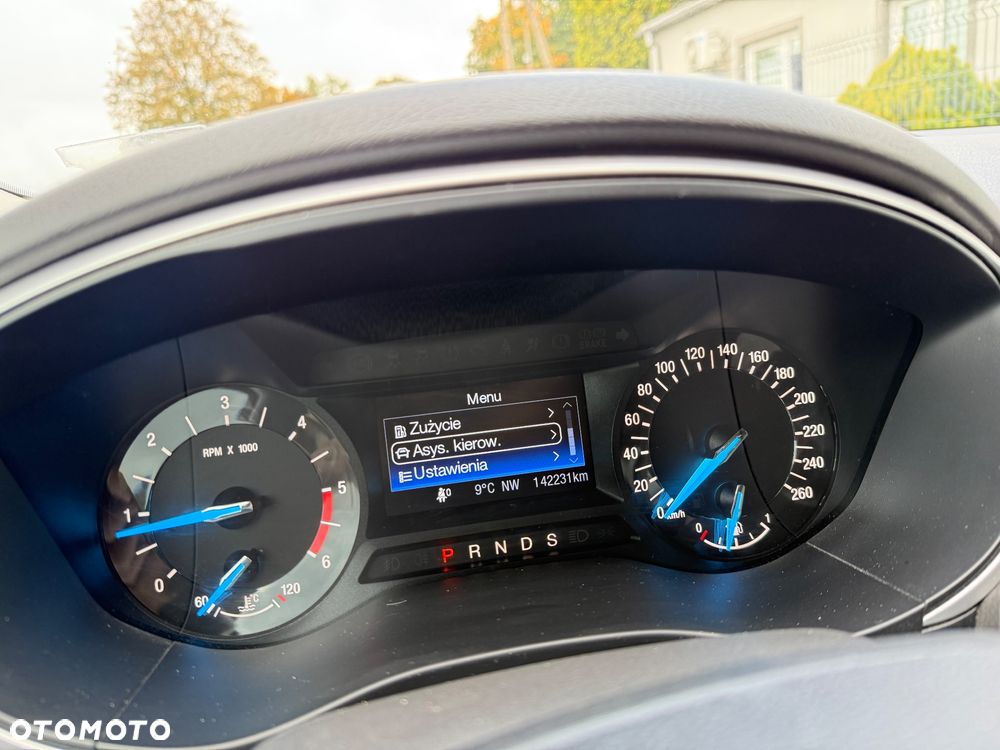 Ford Mondeo - 25