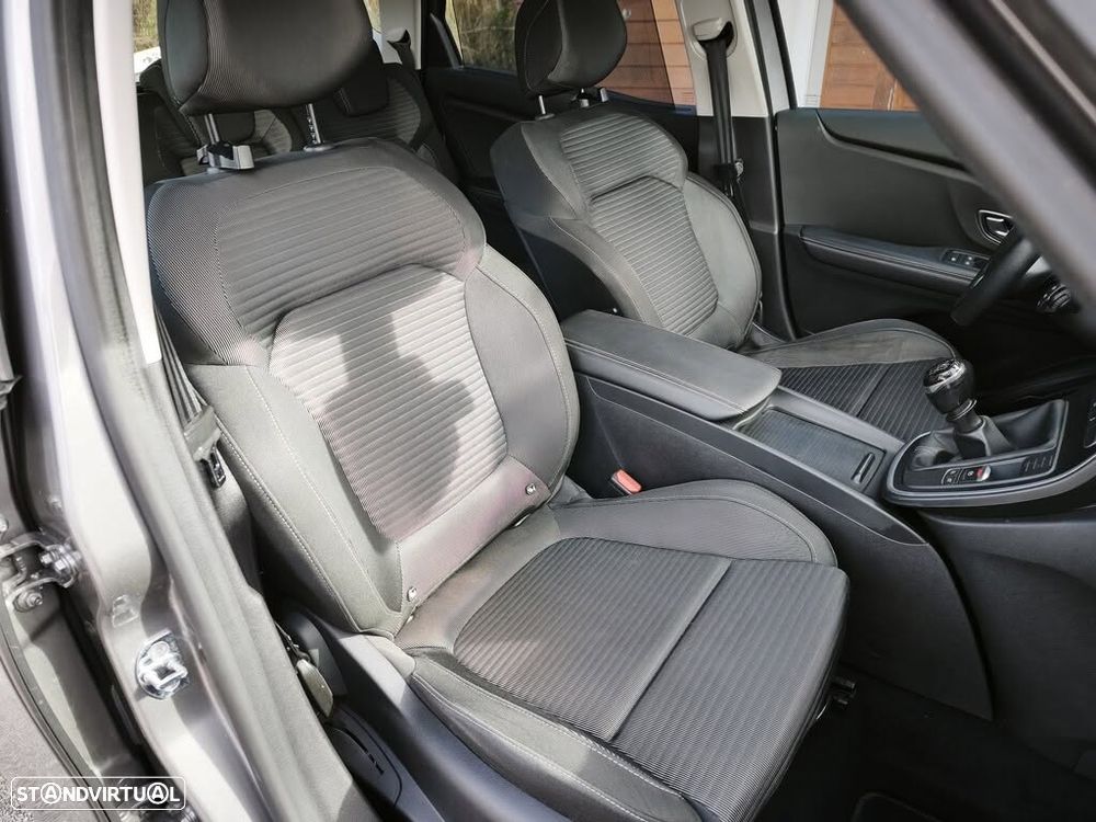 Renault Scénic 1.2 TCE Sport SS - 20