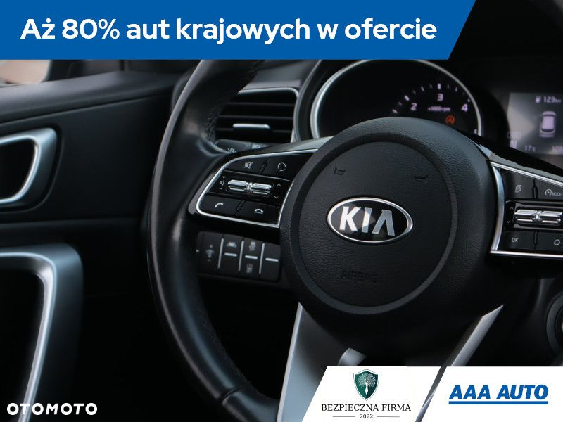 Kia Ceed - 21