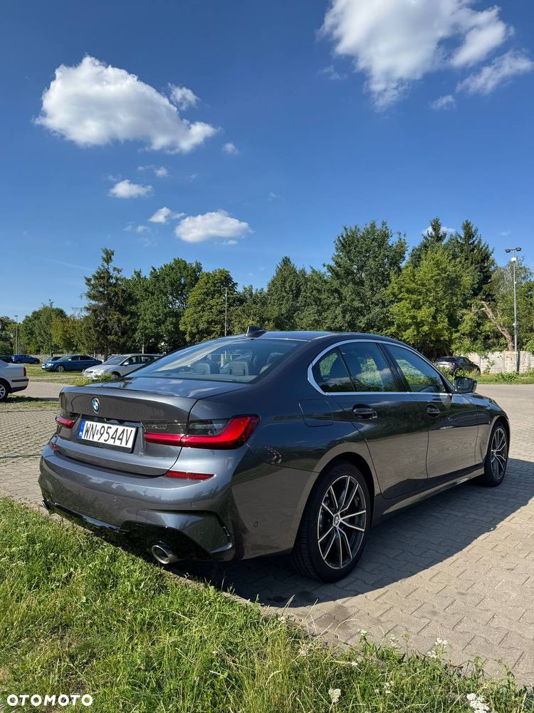 BMW Seria 3 330i xDrive Luxury Line - 6
