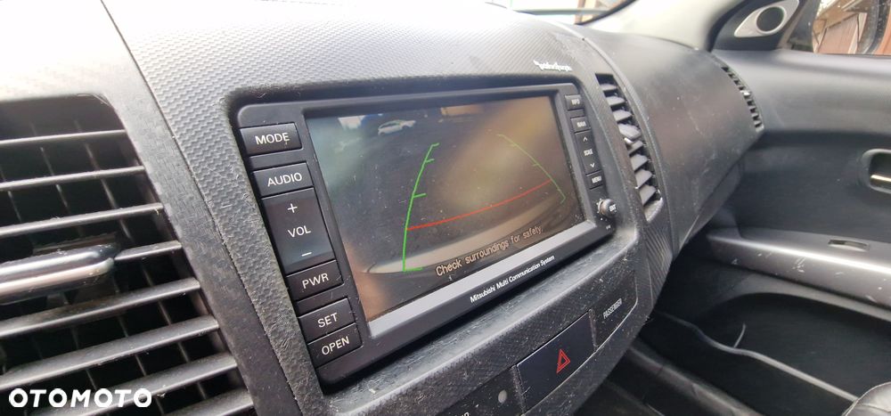 Mitsubishi Outlander 2.2 DI-D 4WD Instyle - 29