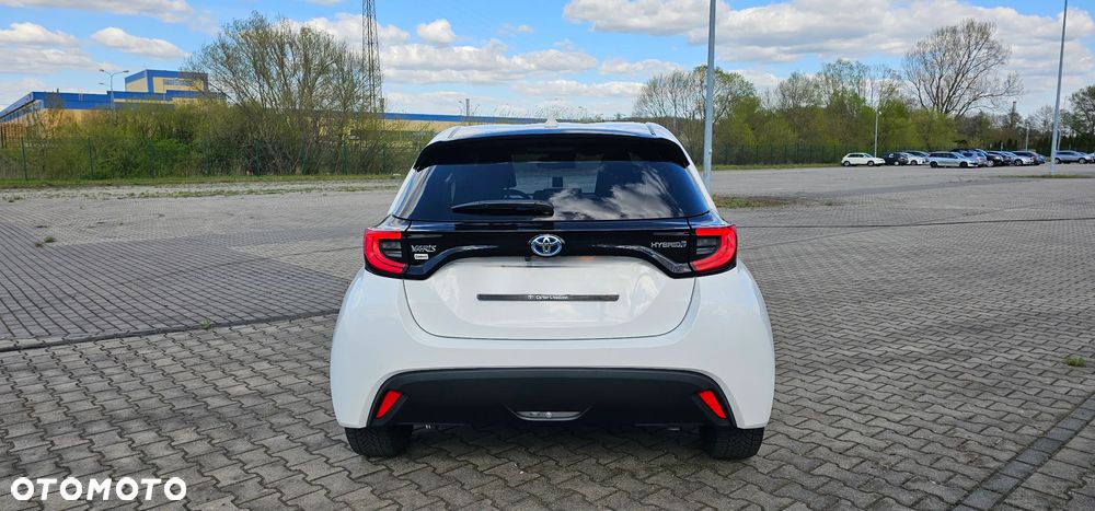 Toyota Yaris - 6