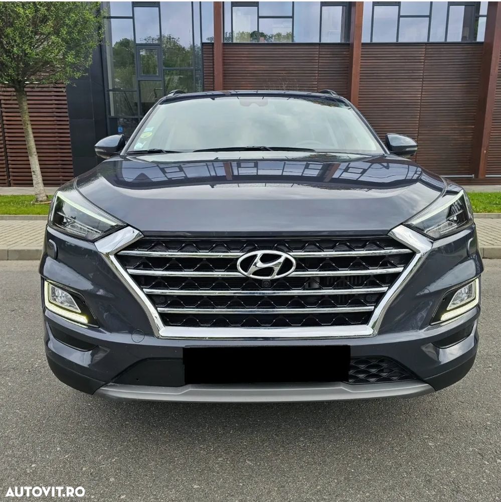 Hyundai Tucson - 2
