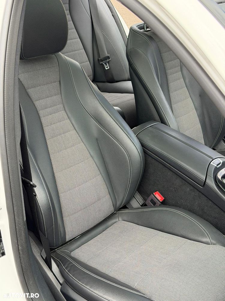 Mercedes-Benz E 220 d 9G-TRONIC - 29