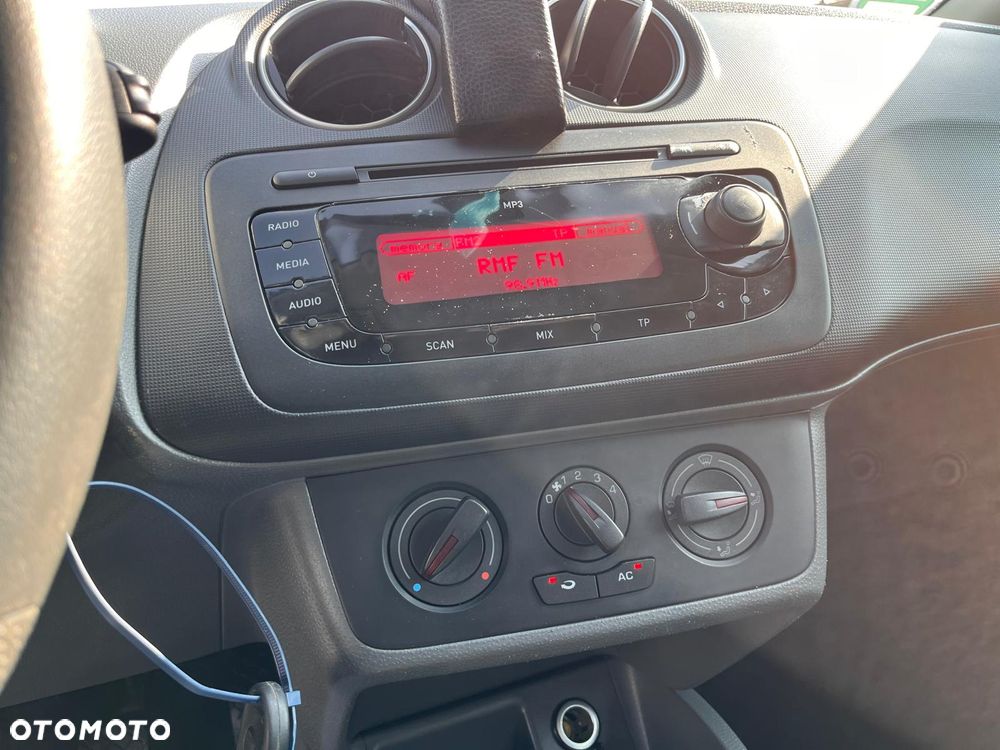 Seat Ibiza 1.6 16V Stylance - 21