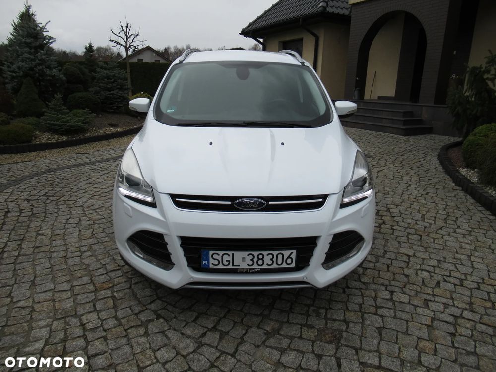 Ford Kuga 1.6 EcoBoost 2x4 Titanium - 14