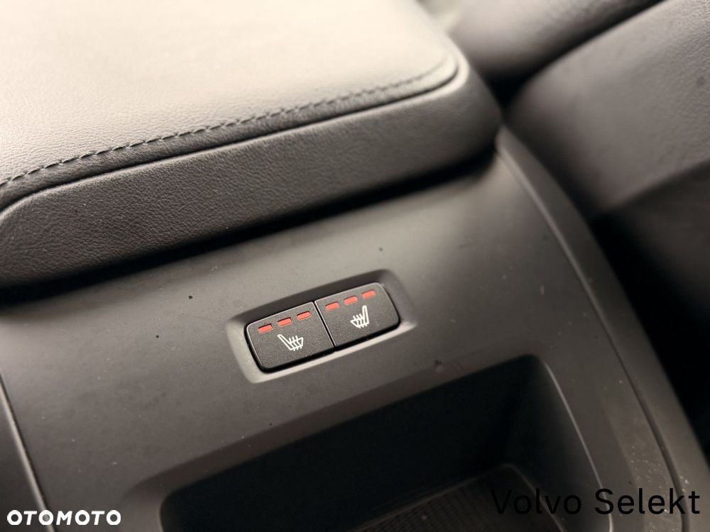 Volvo XC 60 - 24