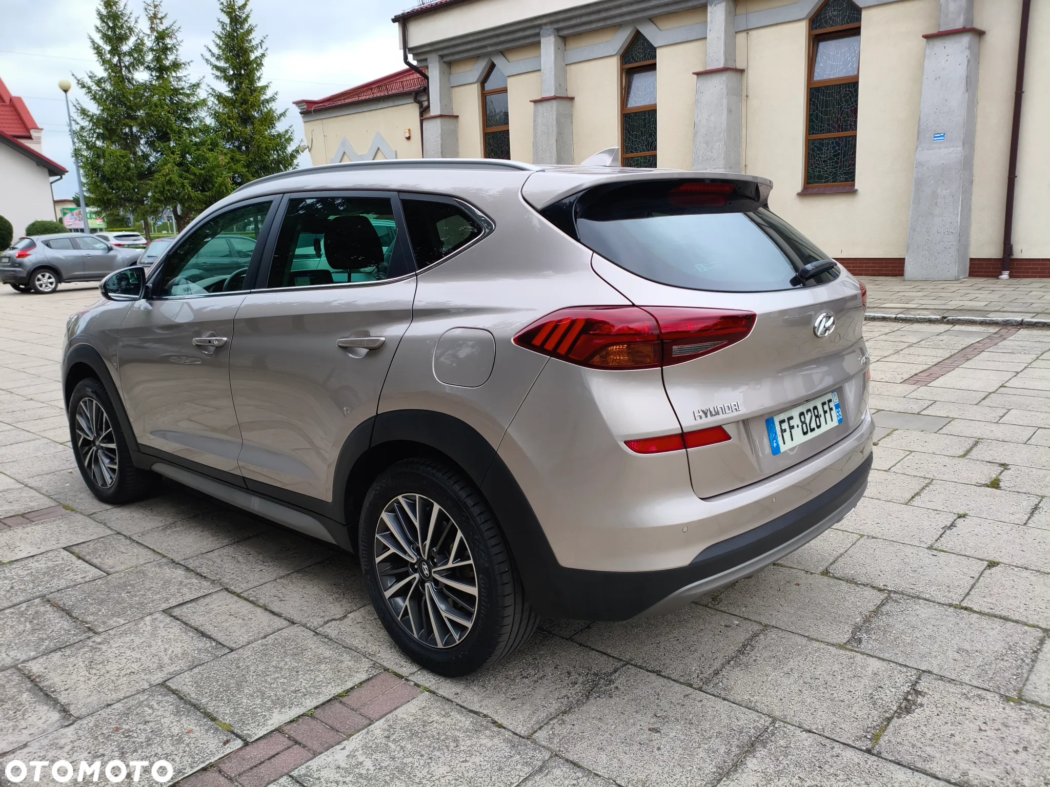 Hyundai Tucson - 4