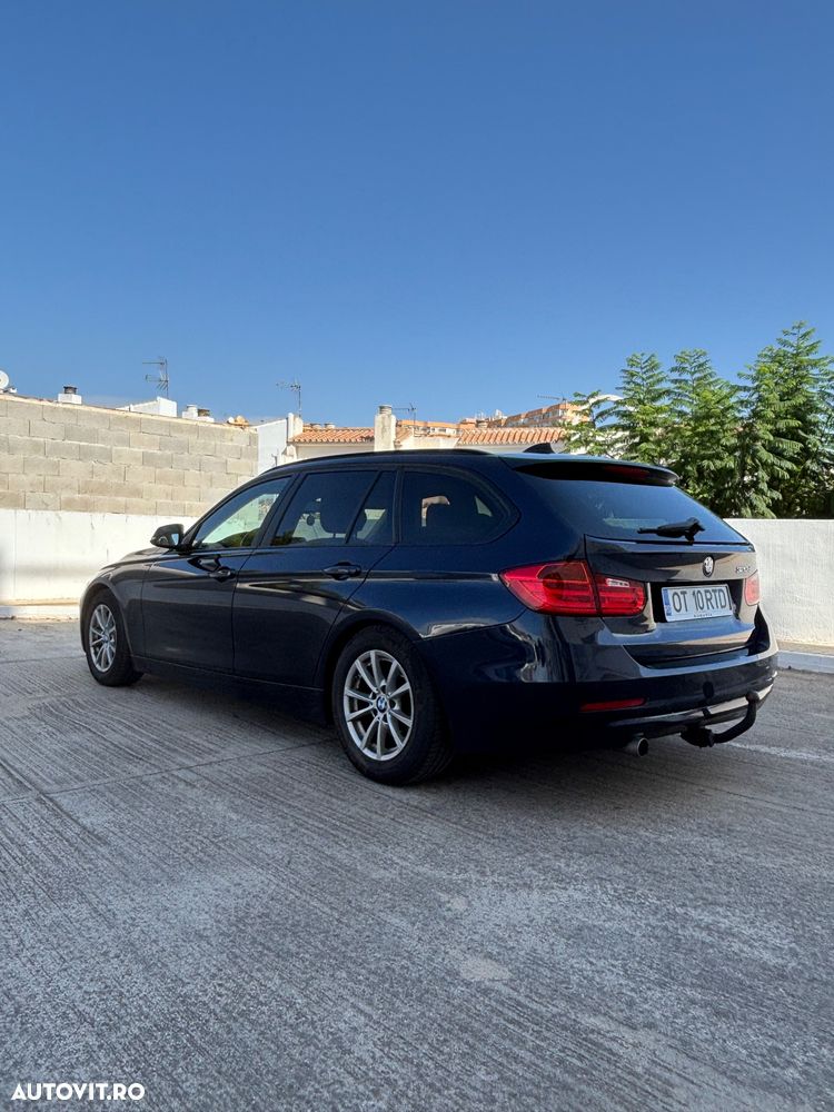 BMW Seria 3 320d EfficientDynamics Edition - 15