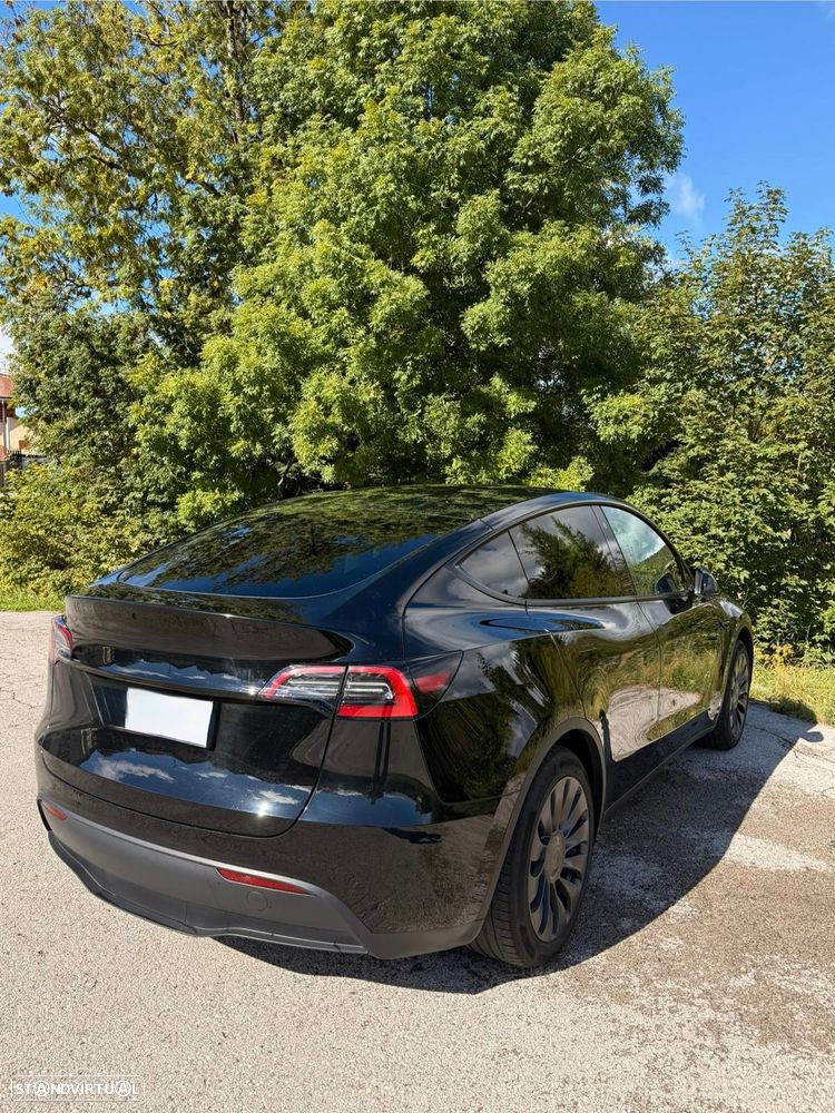 Tesla Model Y Standard - 4
