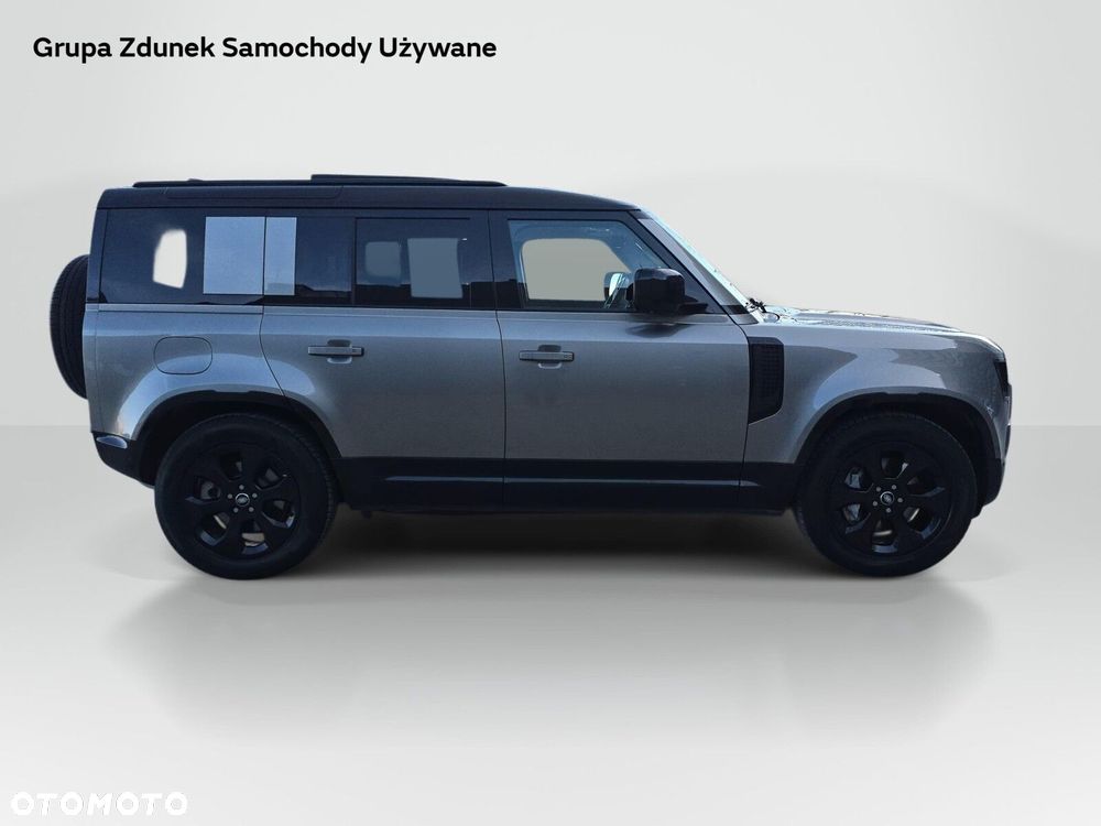 Land Rover Defender - 4