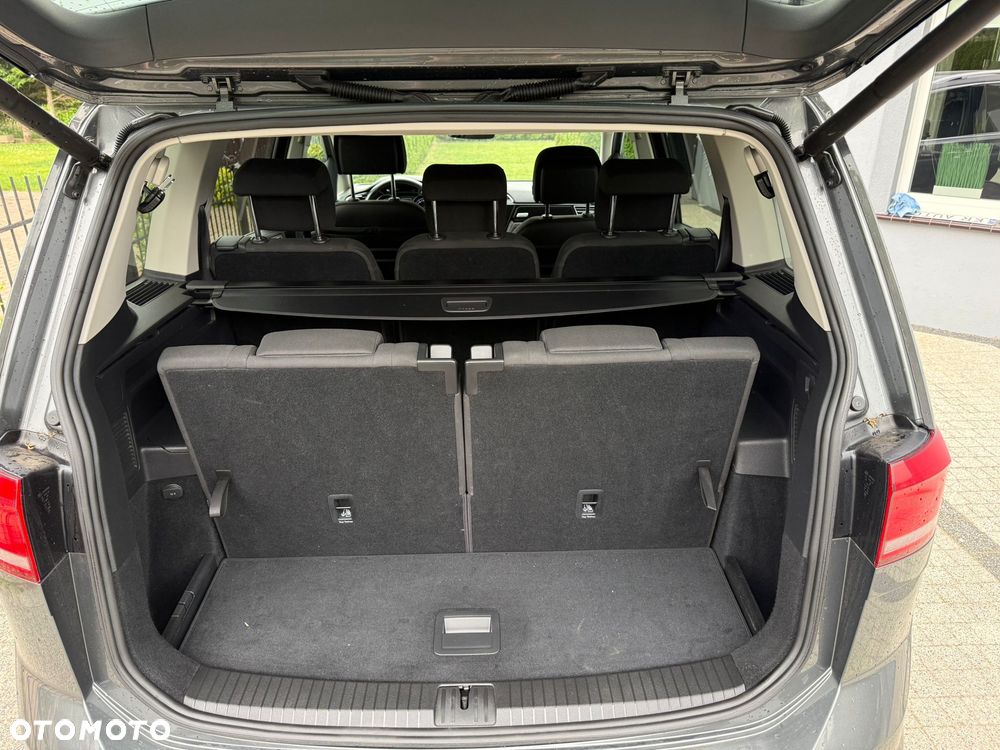 Volkswagen Touran 2.0 TDI SCR (BlueMotion Technology) DSG Highline - 17