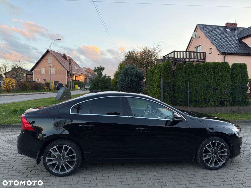 Volvo S60 D4 Momentum - 15