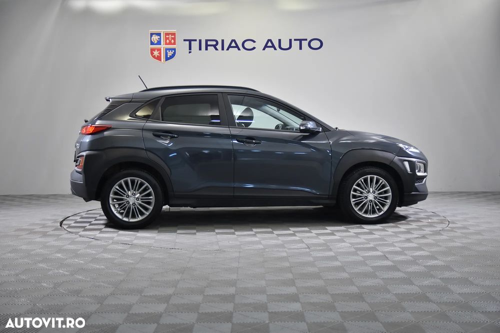 Hyundai KONA - 7