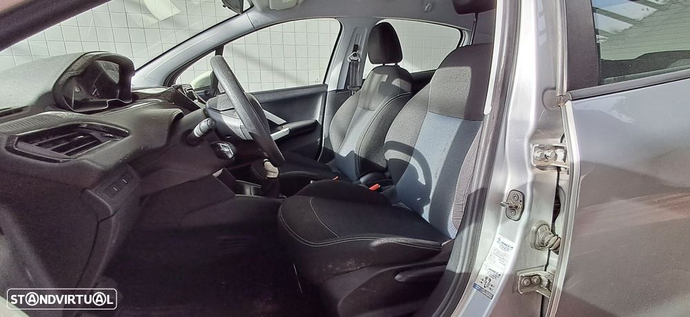 Peugeot 208 1.2 PureTech Active - 9