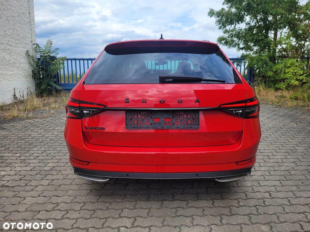 Skoda Superb 2.0 TDI DSG Sportline - 35
