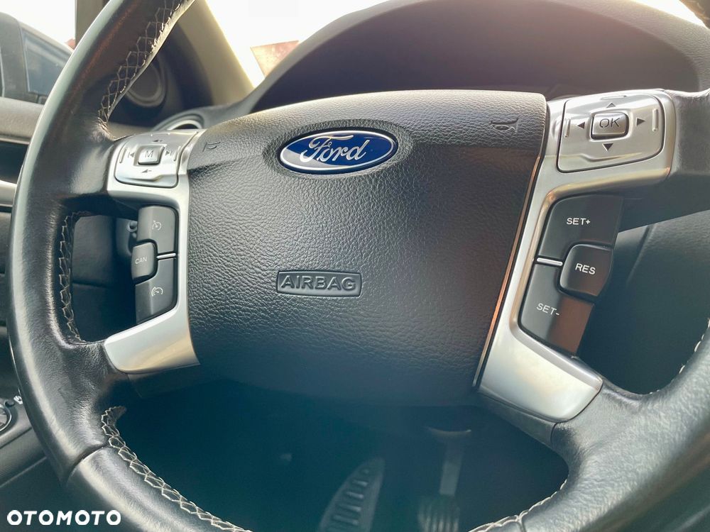 Ford Mondeo 2.0 TDCi Titanium - 30