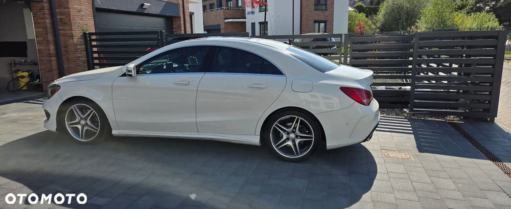 Mercedes-Benz CLA 250 4Matic 7G-DCT AMG Line - 23