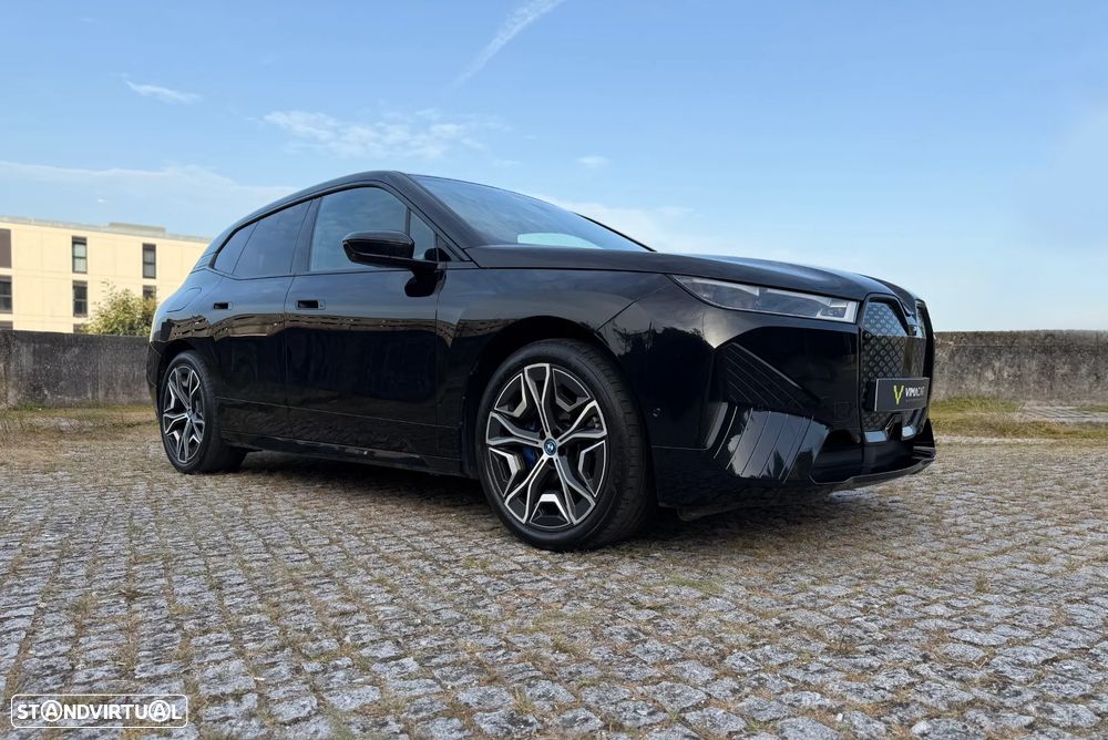 BMW iX xDrive 40 Pack Desportivo - 18