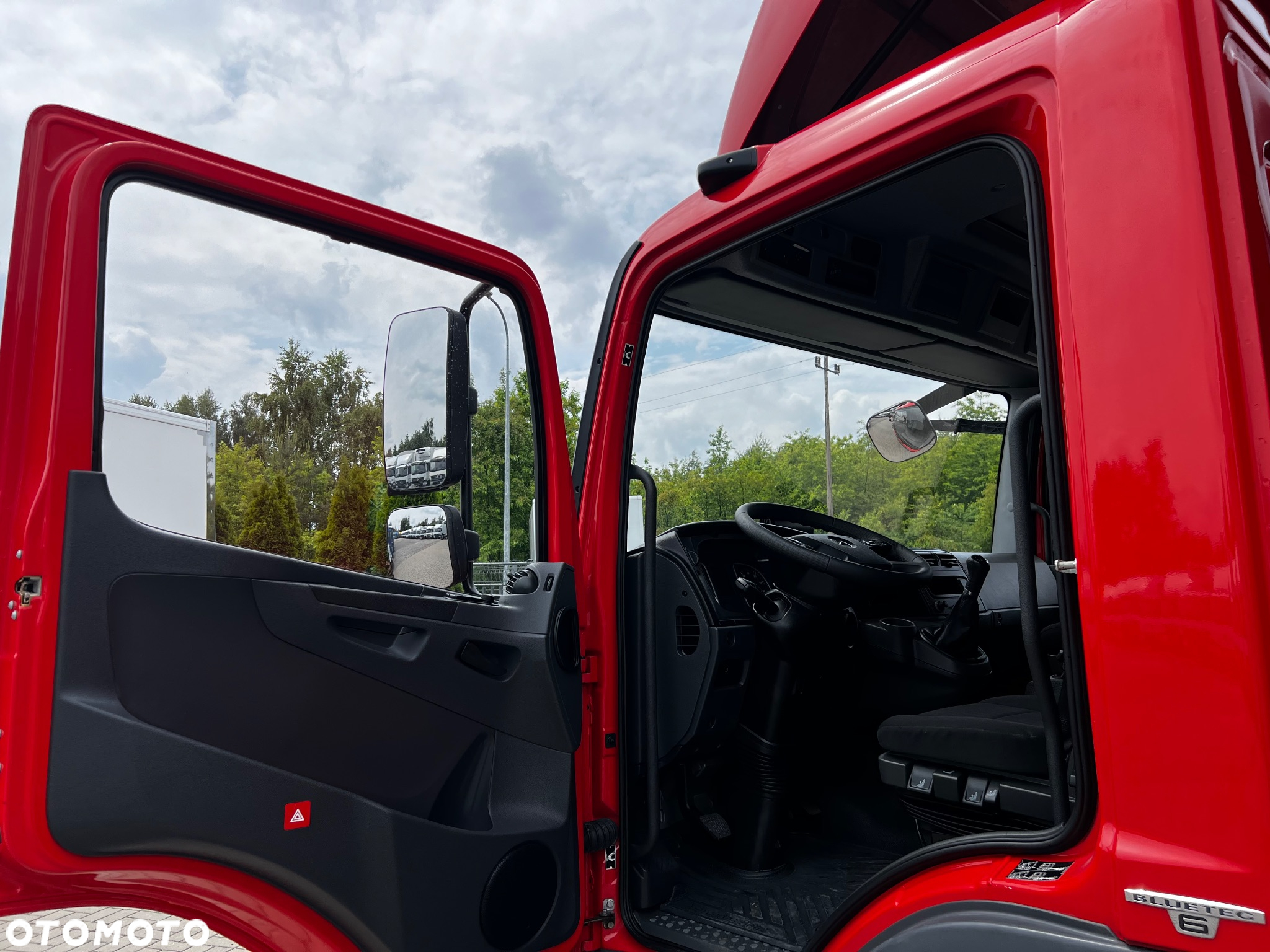Mercedes-Benz ATEGO - 21