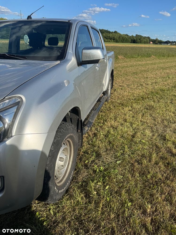 Isuzu D-Max 2.5 DC LS - 7