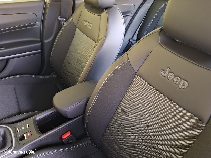 Jeep Avenger 1.2 GSE T3 Altitude - 8