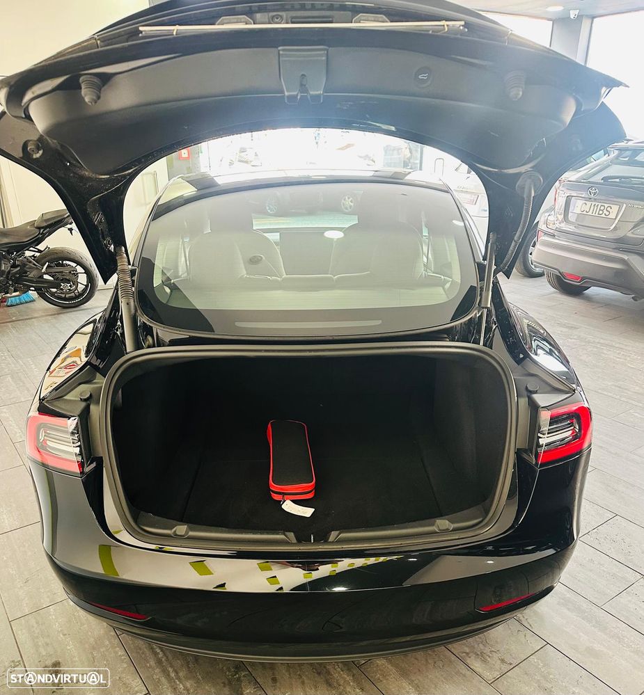 Tesla Model 3 Long-Range RWD - 8