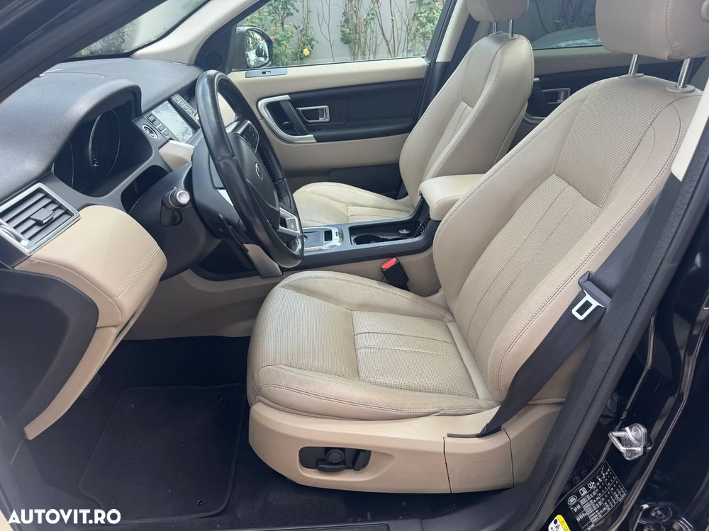 Land Rover Discovery Sport - 15