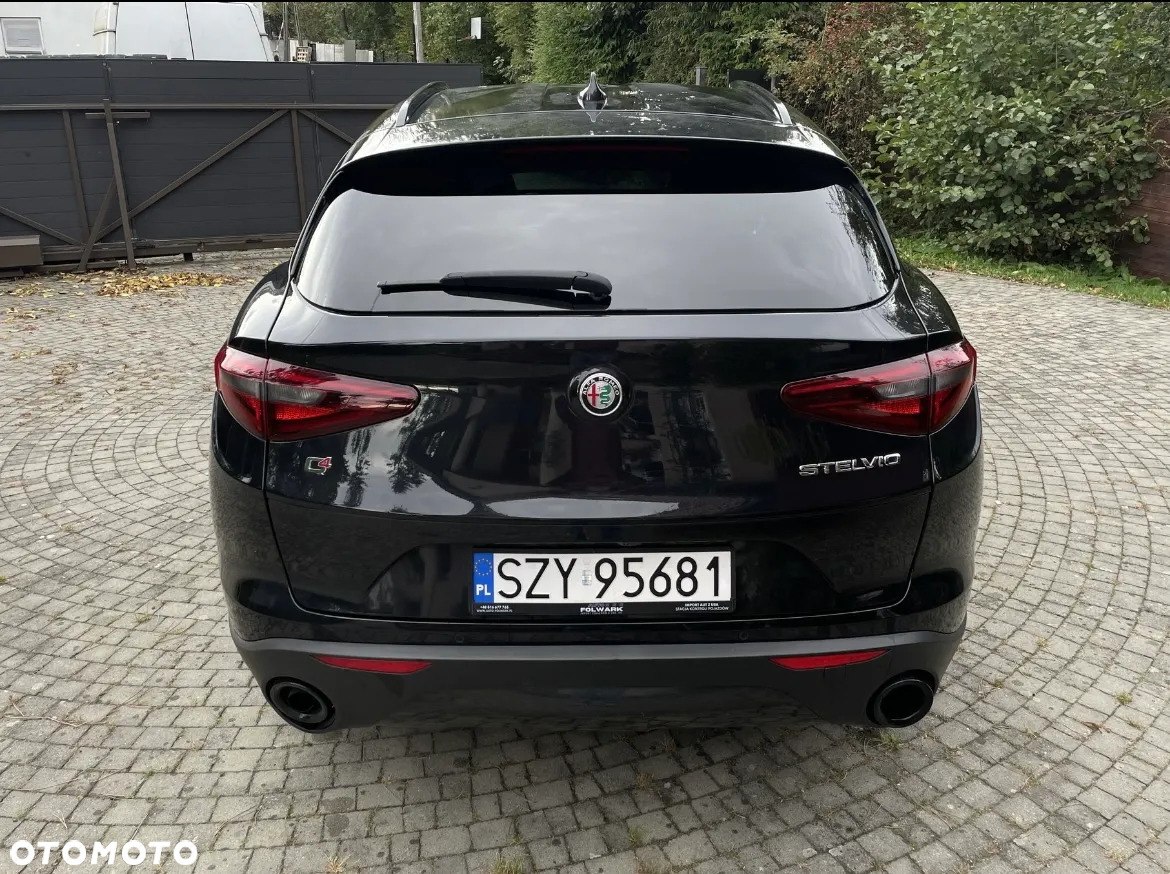 Alfa Romeo Stelvio 2.0 Turbo TI Q4 - 8