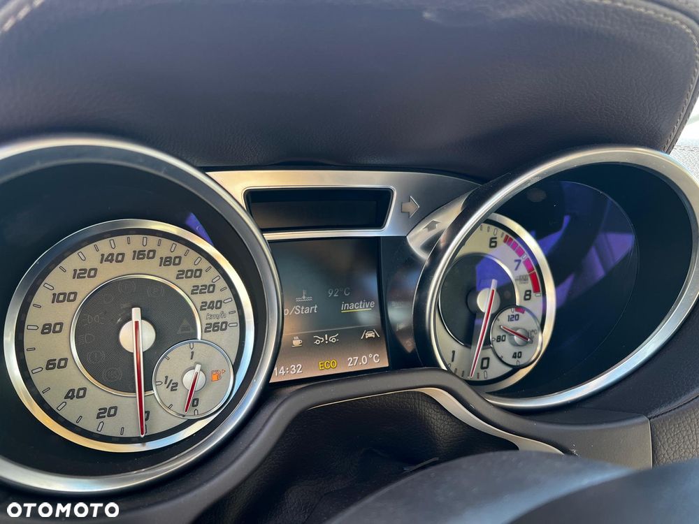 Mercedes-Benz SL - 31