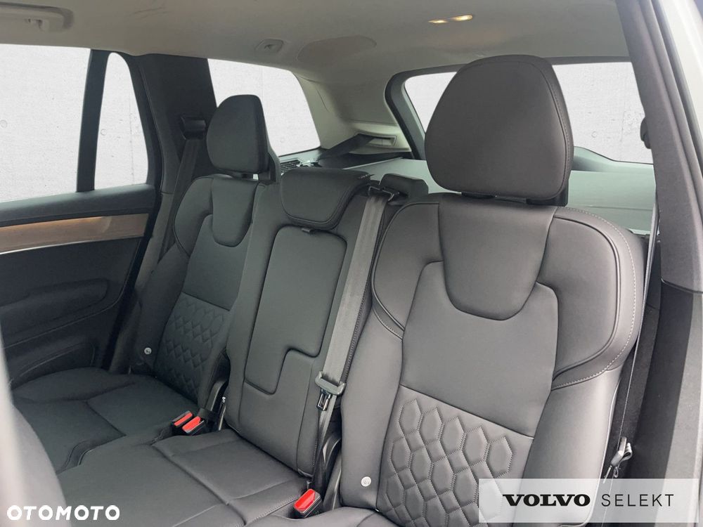 Volvo XC 90 - 18