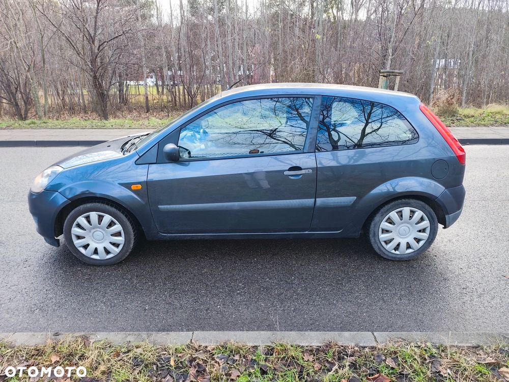 Ford Fiesta - 8