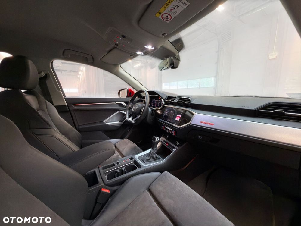 Audi Q3 Sportback - 23