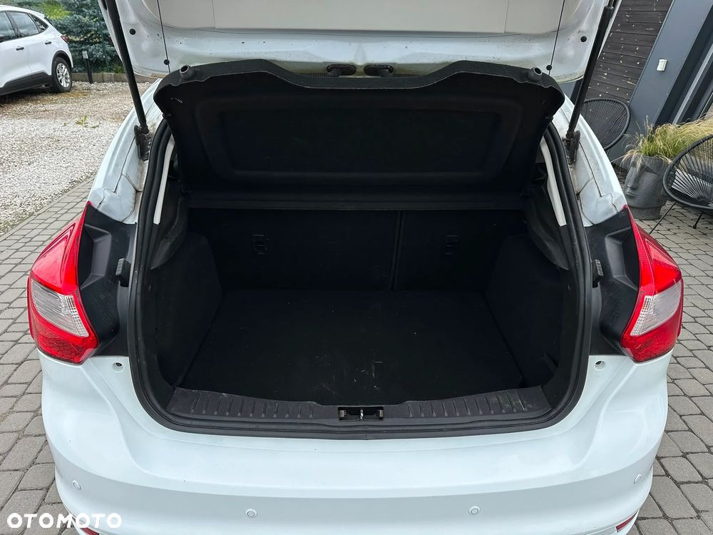 Ford Focus - 12