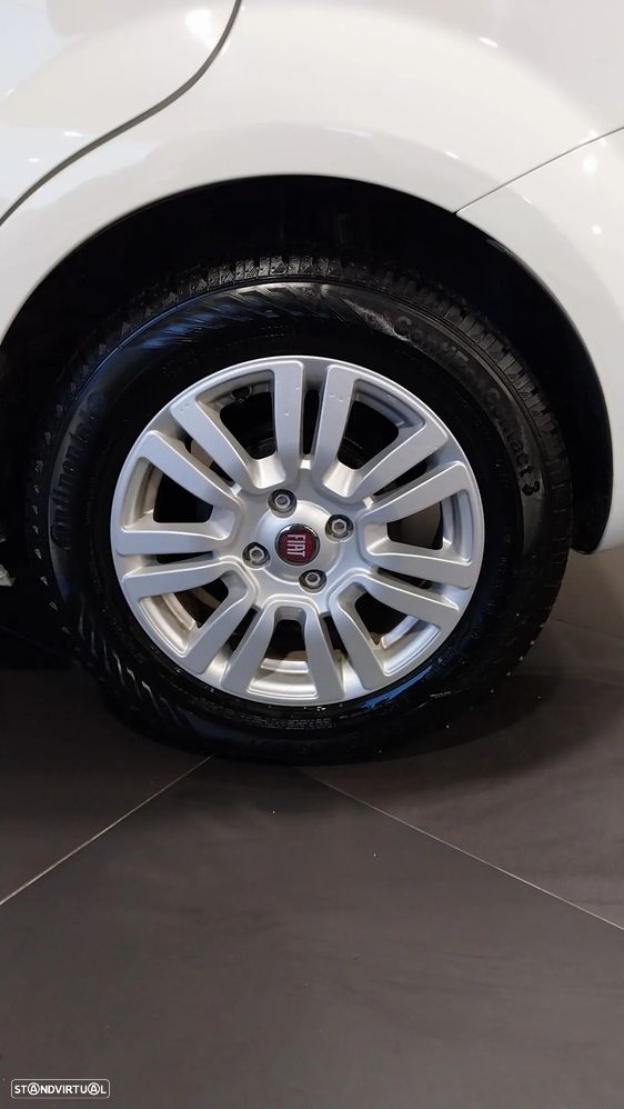 Fiat Punto 1.2 Lounge S&S - 22