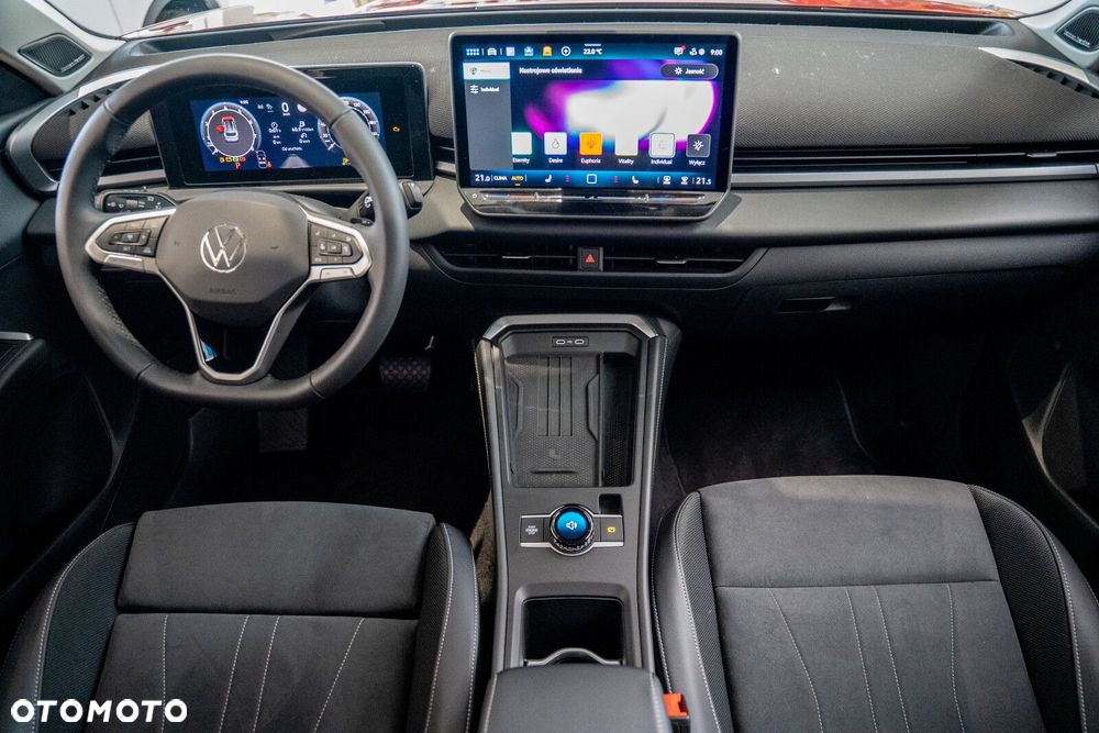 Volkswagen T-Roc - 9