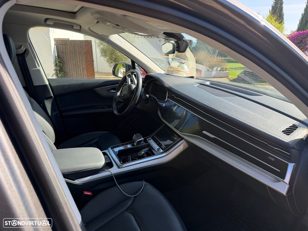 Audi Q7 - 3