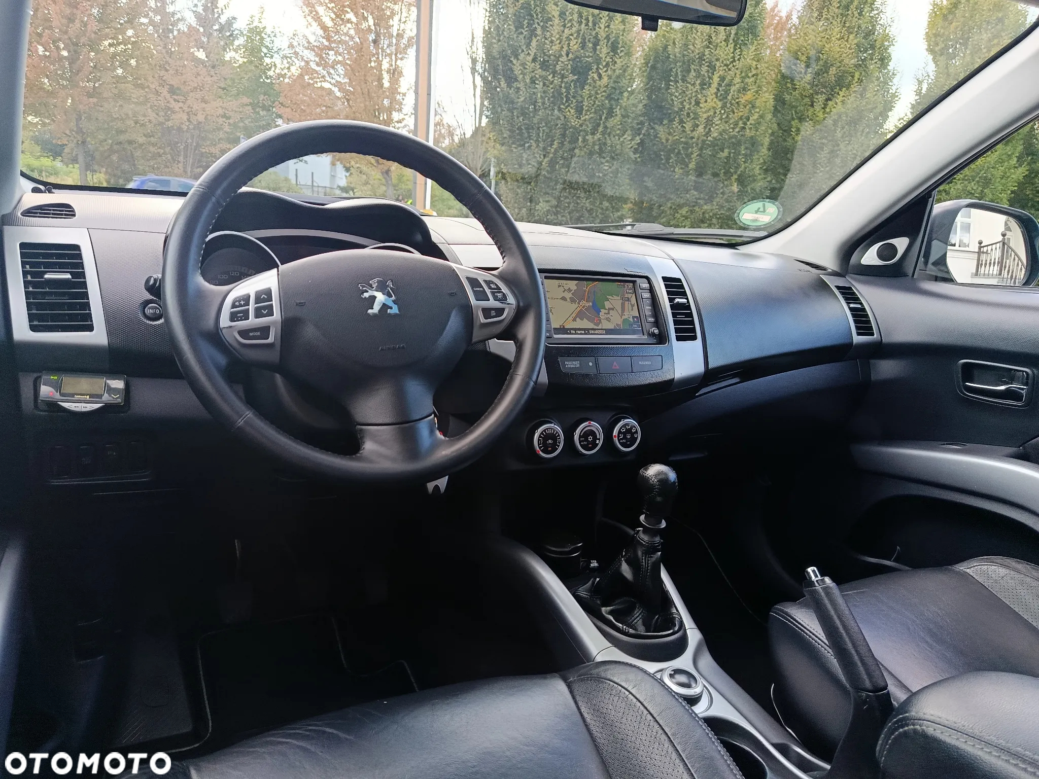 Peugeot 4007 HDI FAP 7-Sitzer Platinum - 28