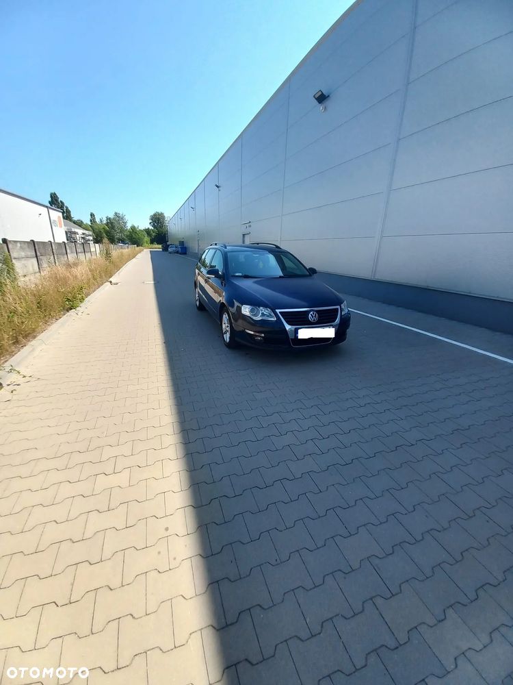 Volkswagen Passat - 6