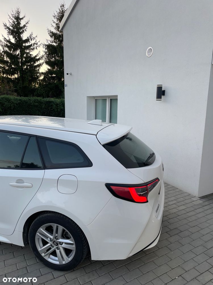 Toyota Corolla 1.8 Hybrid Business Edition - 23