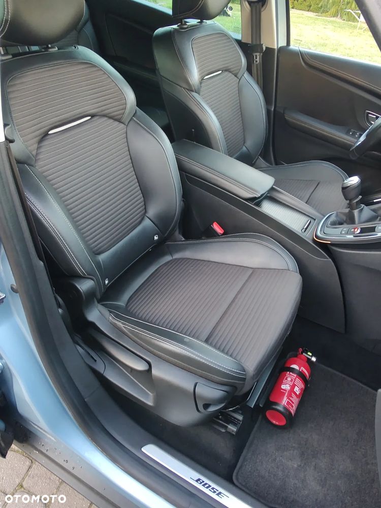 Renault Grand Scenic BLUE dCi 120 BOSE EDITION - 12