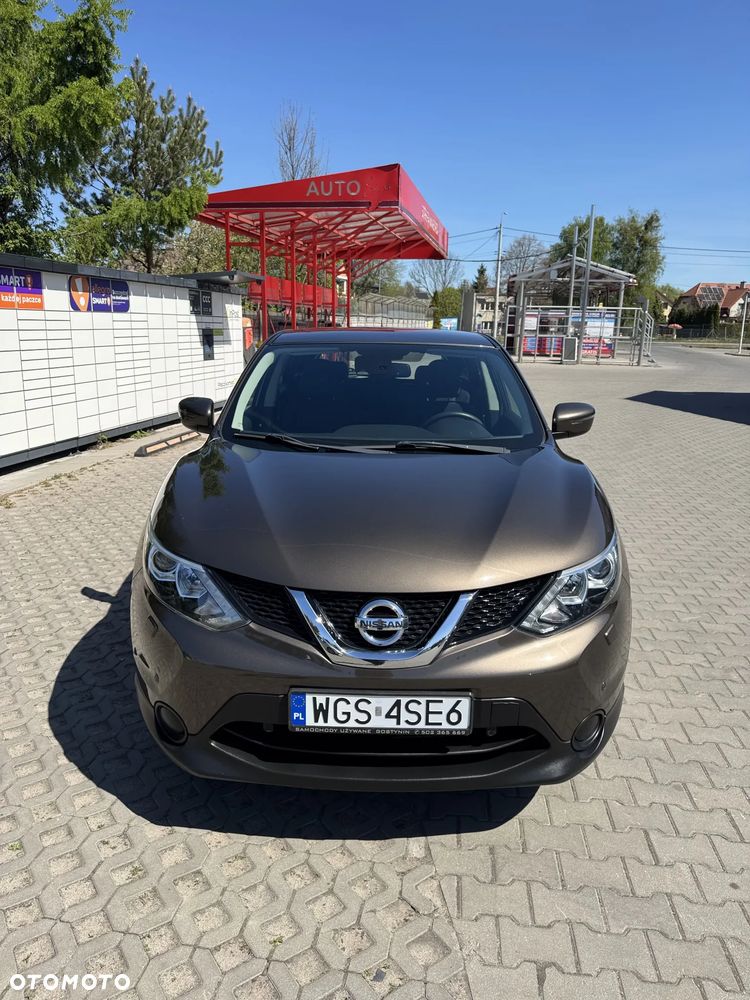 Nissan Qashqai 1.2 DIG-T Visia Xtronic - 4