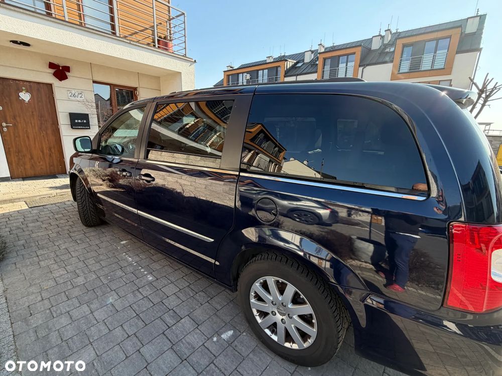 Chrysler Town & Country 3.6 Touring - 16