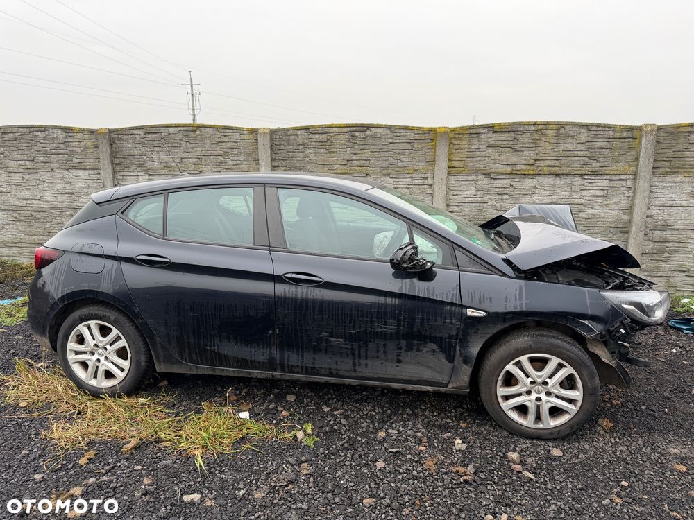 Opel Astra 1.4 Selection - 2